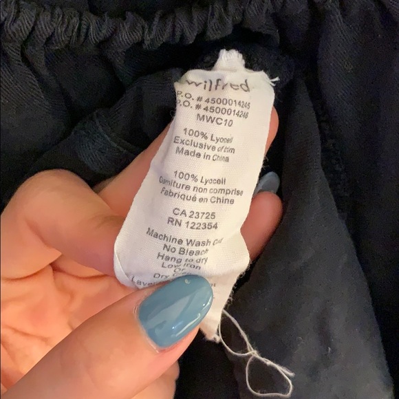 ⭐️ CLOSET CLEARANCE ⭐️ Wilfred Tailored Bodice Dress with Pockets - Picture 6 of 6